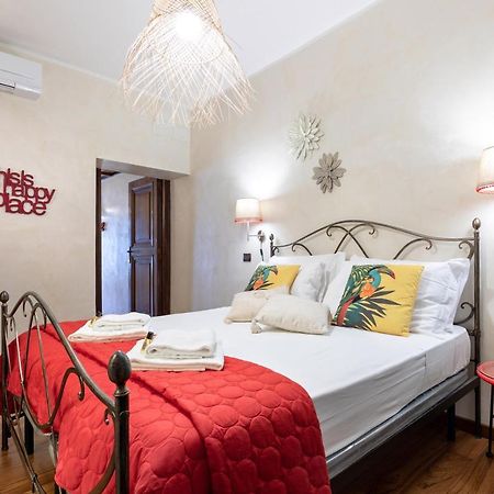 Rome As You Feel - Cancelleria Apartment In Navona Exterior photo